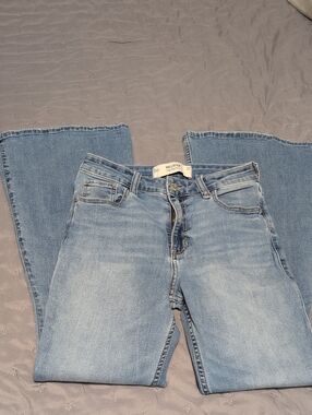 Hollister Highrise Flare Jeans